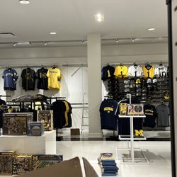 Rally House Twelve Oaks Mall Giftly Beautiful Gift Card Alternative