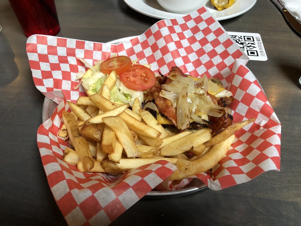 CHUCK’S ROADHOUSE Updated August 2024 10 Reviews 666 Wonderland