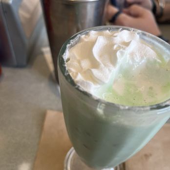 Jeffrey's Hamburgers - Mint chocolate milkshake - Burgers Near Me - San Mateo, California Jeffrey's Hamburgers - Mint chocolate milkshake - Burgers Near Me - San Mateo, California