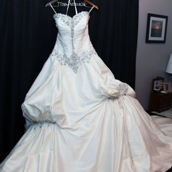 Bustle and Bodice - Sewing & Alterations Near Me