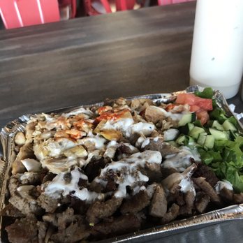 Halal Bros - Combo halal over rice beef and chicken - Middle Eastern Near Me - Austin, Texas