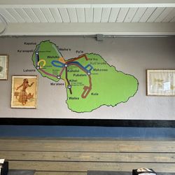 Maui Bus Stop - Inside