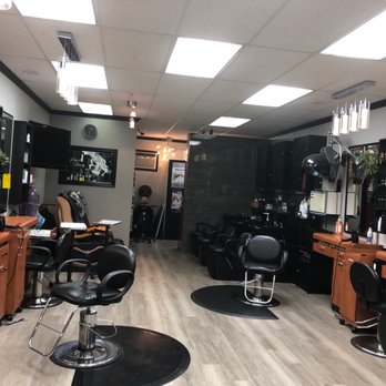 Midtown Hair Studio - Inside - Hair Salons Near Me - Palo Alto, California