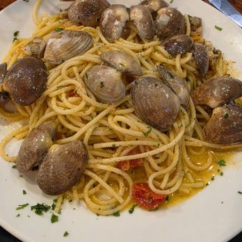 Bocconcino - Spaghetti with clams. Pasta cooked perfectly al dente. No notes on this dish, absolutely excellent. - Italian Near Me - San Francisco, California Bocconcino - Spaghetti with clams. Pasta cooked perfectly al dente. No notes on this dish, absolutely excellent. - Italian Near Me - San Francisco, California