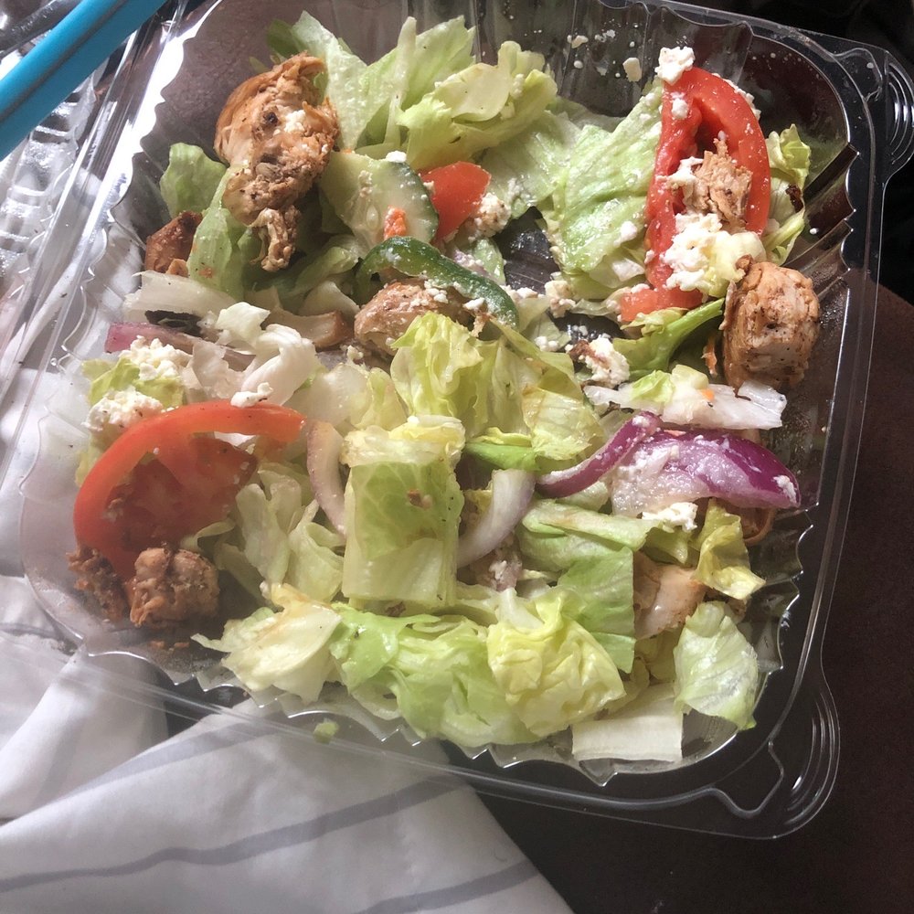 New England Pizza - Greek salad with grilled chicken - Pizza Near Me - Fall River, Massachusetts New England Pizza - Greek salad with grilled chicken - Pizza Near Me - Fall River, Massachusetts