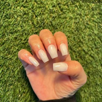 Nails Premium - Off white - Nail Technicians Near Me - Santa Ana, California