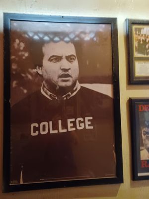 Alex's Tavern by null