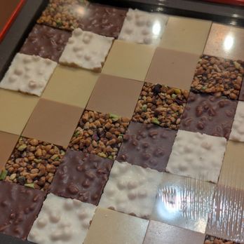 La Maison du Chocolat - Chocolatiers & Shops Near Me - Paris, 75