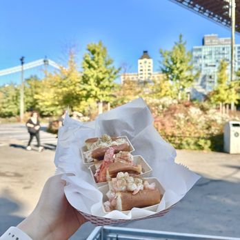 Luke's Lobster Brooklyn Bridge Park - Seafood Near Me - Brooklyn, New York Luke's Lobster Brooklyn Bridge Park - Seafood Near Me - Brooklyn, New York