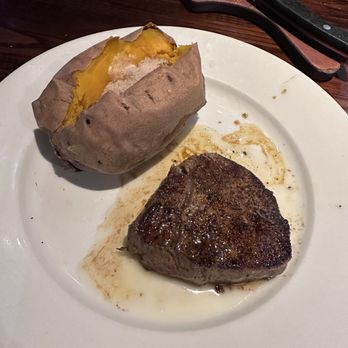 LongHorn Steakhouse - 6oz. Flo's Filet - Steakhouses Near Me - Mays Landing, New Jersey