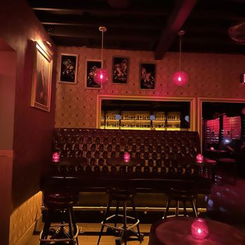 Swan Bar - Bars Near Me - San Diego, California