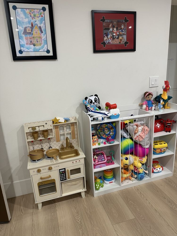 Salas Family Daycare  - childcare center in Pasadena, CA