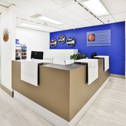 Toronto Eye Clinic - Toronto Eye Clinic's team is always ready to serve you in the heart of Midtown Toronto, a leader in Eye Care.
