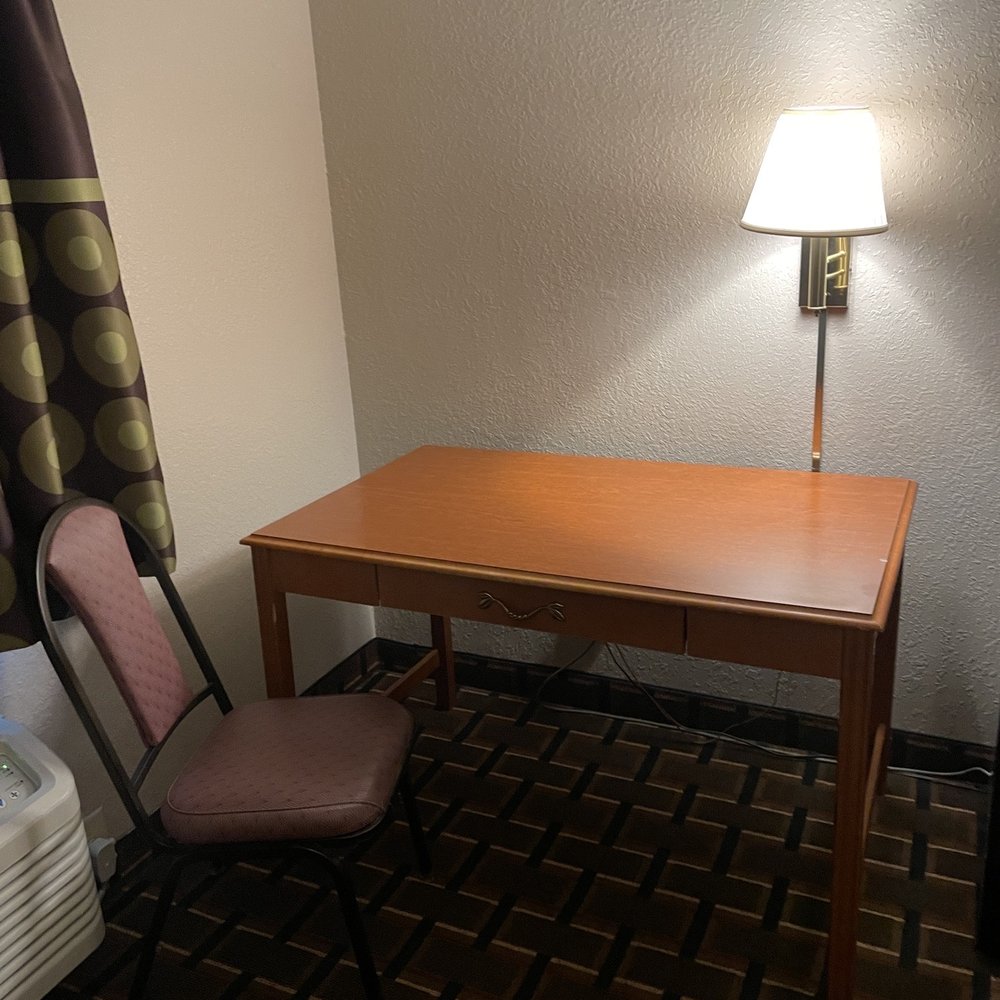 Super 8 by Wyndham Valparaiso - Hotels Near Me - Valparaiso, Indiana Super 8 by Wyndham Valparaiso - Hotels Near Me - Valparaiso, Indiana