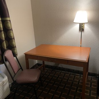 Super 8 by Wyndham Valparaiso - Hotels Near Me - Valparaiso, Indiana Super 8 by Wyndham Valparaiso - Hotels Near Me - Valparaiso, Indiana