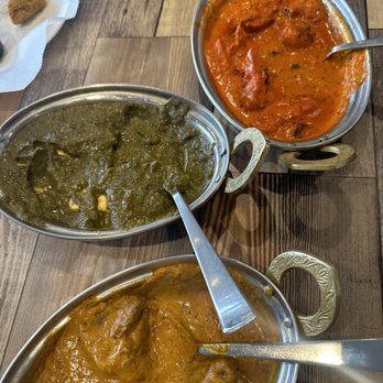 Tandoori Eats - From top to bottom: 32. Chicken Makhani, 29. Saag with Paneer, and 28. Korma with lamb - Indian Near Me - Los Angeles, California Tandoori Eats - From top to bottom: 32. Chicken Makhani, 29. Saag with Paneer, and 28. Korma with lamb - Indian Near Me - Los Angeles, California