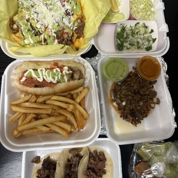 Dogos Y Tacos El Gordo - Original Hotdog Carne  Asada Taco Carnitas Taco Vampiro Las Fries - Tacos Near Me - Mesa, Arizona