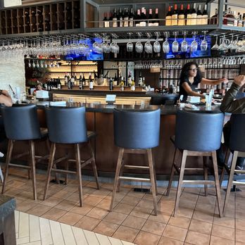 Seasons 52 - New American Near Me - Paramus, New Jersey