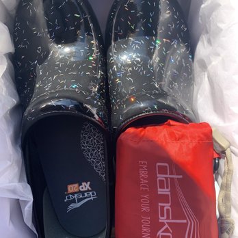Red’s Shoe Barn - My new shoes! Comes with a free bag - Shoe Stores Near Me - Dover, New Hampshire