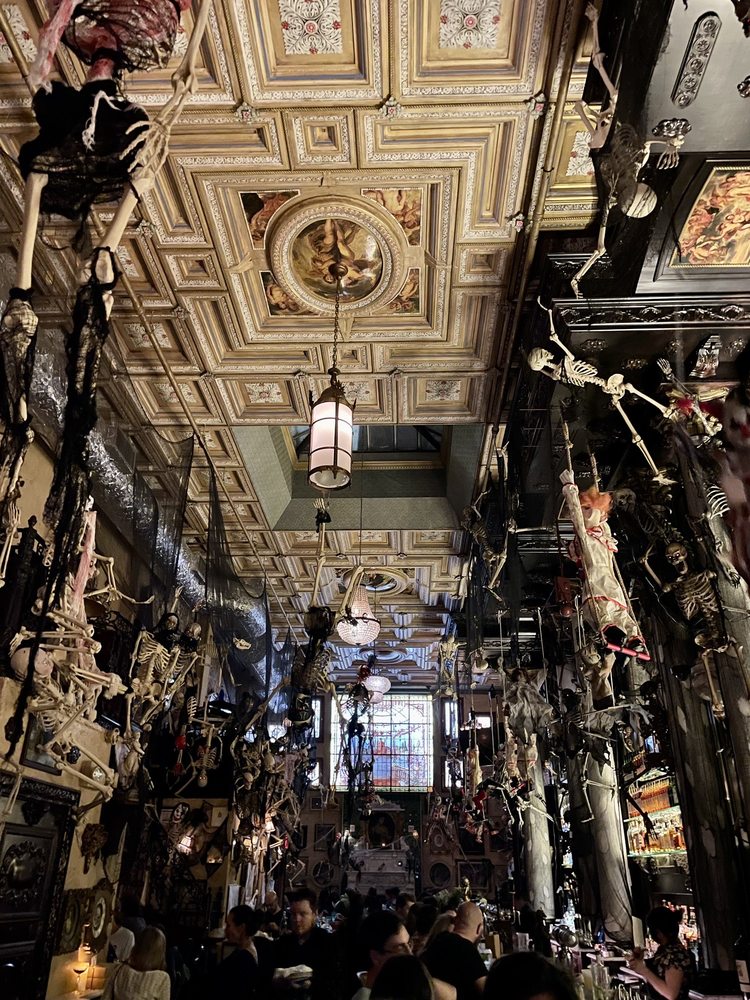 Lillie's Victorian Establishment