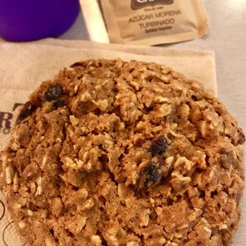 Freshmart - Raisin, Orange Oatmeal Cookie - Grocery Near Me - Victoria, Puerto Rico