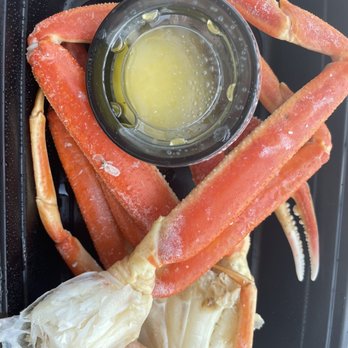 The Atlantic - Snow crabs *missing Atlantic hot sauce ordered - Seafood Near Me - Virginia Beach, Virginia The Atlantic - Snow crabs *missing Atlantic hot sauce ordered - Seafood Near Me - Virginia Beach, Virginia