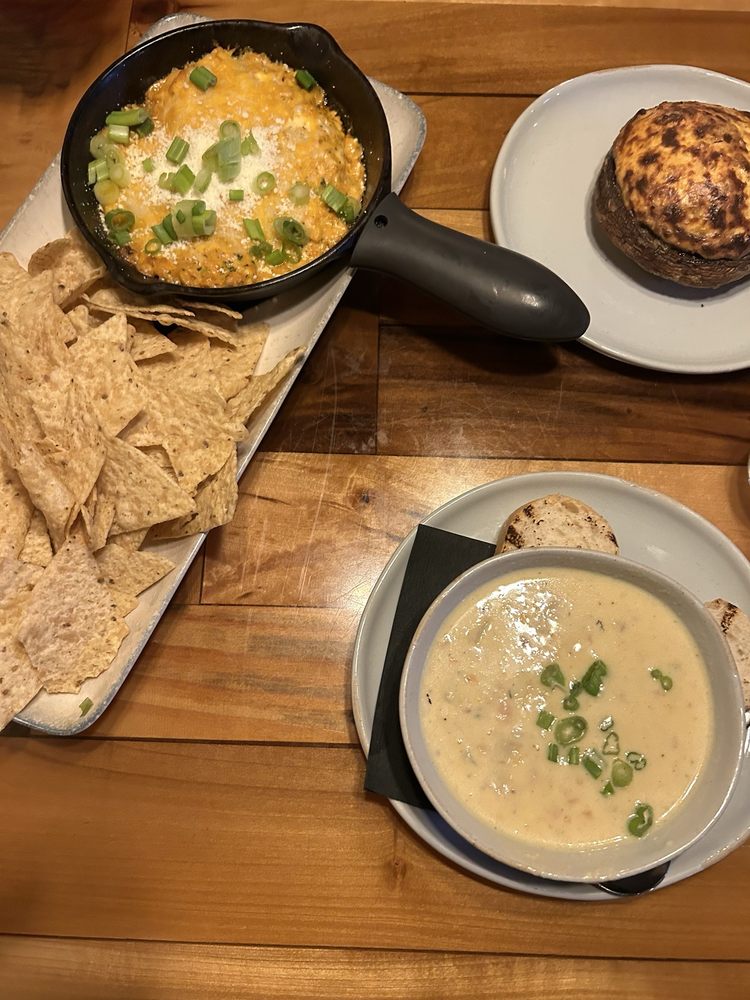 MJ's Bar And Restaurant Logo