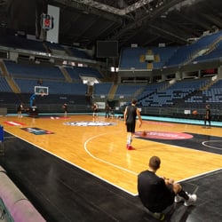 Sinan Erdem Spor Salonu - Besiktas practice