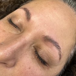 Aesthetic Beauty - Brow Lamination