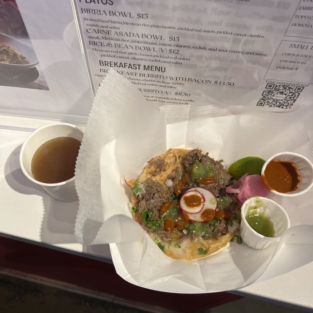Burria Crispy Beef Birria Taco (1) Burria Crispy Beef Birria Taco (1)