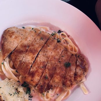 Capurro's - Chicken Fettuccine Alfredo - Seafood Near Me - San Francisco, California Capurro's - Chicken Fettuccine Alfredo - Seafood Near Me - San Francisco, California