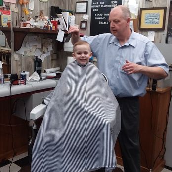 Henry's Barber Shop - 2. - Barbers Near Me - Rutland, Vermont Henry's Barber Shop - 2. - Barbers Near Me - Rutland, Vermont