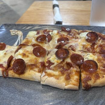 Nocterra Brewing - Flatbread - Brewpubs Near Me - Columbus, Ohio