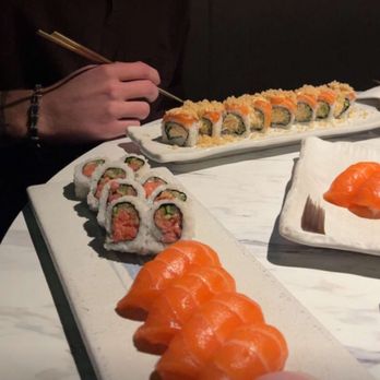 Zu Izakaya - ASU - SALMON NIGIRI, SPICY TUNA ROLL, CRUNCH SALMON ROLL - Sushi Bars Near Me - Tempe, Arizona Zu Izakaya - ASU - SALMON NIGIRI, SPICY TUNA ROLL, CRUNCH SALMON ROLL - Sushi Bars Near Me - Tempe, Arizona
