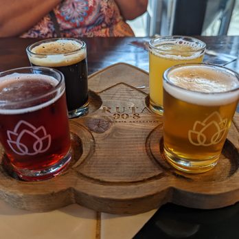 Ruta 90.8 - Beer Bar Near Me - Guadalupe, BCN Ruta 90.8 - Beer Bar Near Me - Guadalupe, BCN
