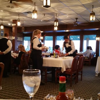 Gaido's - Seafood Near Me - Galveston, Texas