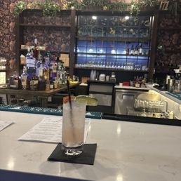 Hotttest new spot in flomo cocktails Hotttest new spot in flomo cocktails
