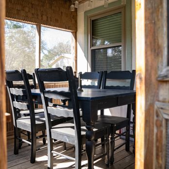 Rustic Barnyard - Covered front porch at the Farm House - Vacation Rentals Near Me - San Marcos, Texas Rustic Barnyard - Covered front porch at the Farm House - Vacation Rentals Near Me - San Marcos, Texas