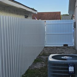 Hermanos Rodriguez Fence
