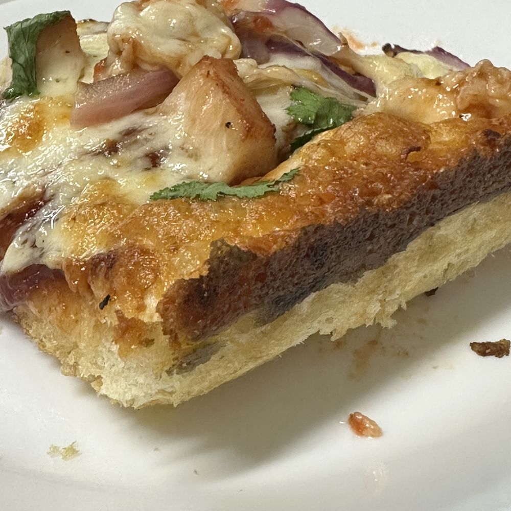 Fuji & Vi's - Pizza Near Me - Pasadena, California