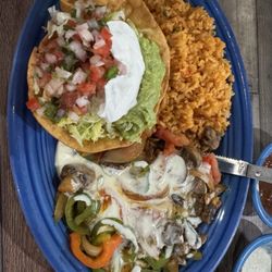 Papi's Mex Grill & Bar - Pollo de Papis
