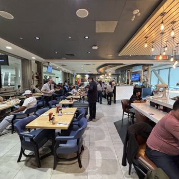 The Hearth - Dining space - American Near Me - Mississauga, Ontario The Hearth - Dining space - American Near Me - Mississauga, Ontario