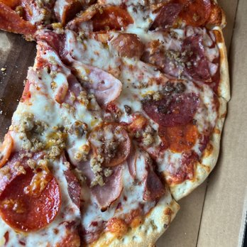 Straw Hat Pizza - Where's the meat? - Pizza Near Me - San Jose, California Straw Hat Pizza - Where's the meat? - Pizza Near Me - San Jose, California