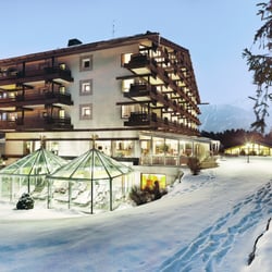 Hotel Kaysers Tirolresort - Kaysers Tirolresort liegt im Winter direkt am Einstieg ins Loipennetz, Schneeschuhwandern u. Winterwanderungen möglich