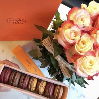Pierre Hermé - Chocolatiers & Shops Near Me - Paris, 75