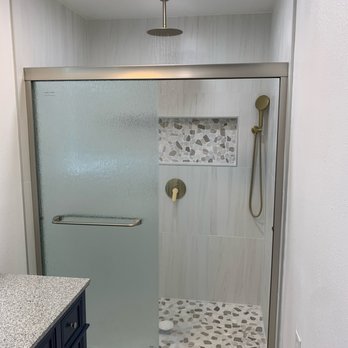 Rivera’s Home Remodeling - a walk in shower - General Contractors Near Me Rivera’s Home Remodeling - a walk in shower - General Contractors Near Me