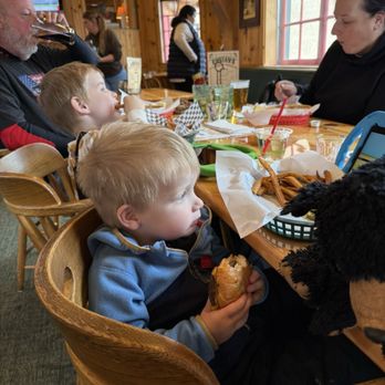 Gustav's - A great kids menu, but a limited kids beer menu. - German Near Me - Leavenworth, Washington
