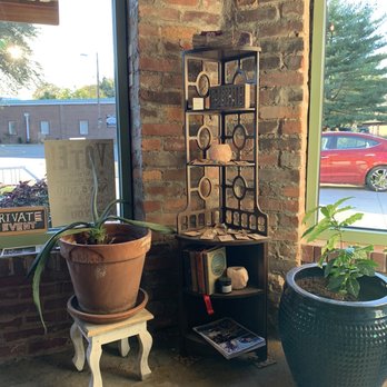 Equinox Coffee - Has an up North feel - Coffee & Tea Near Me - Norfolk, Virginia