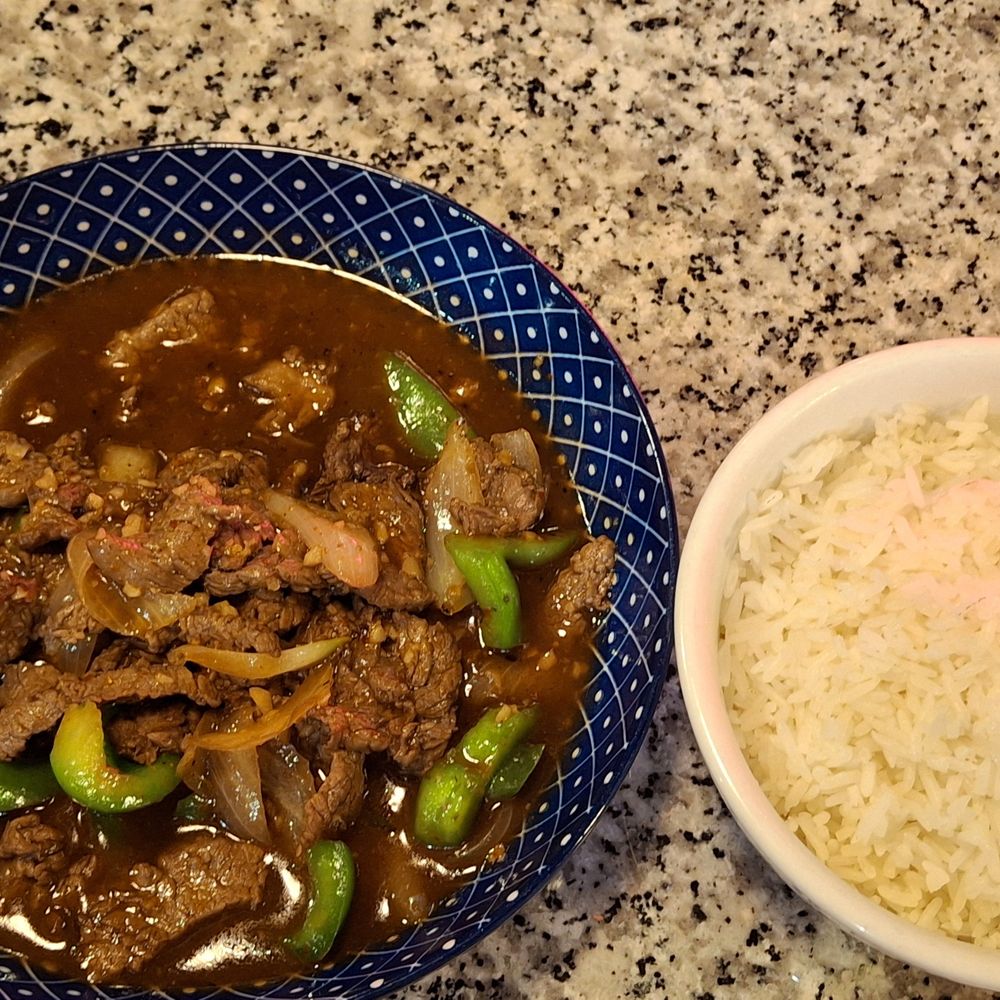 Sticky Rice - Medium spice pepper steak - Thai Near Me - Milwaukee, Wisconsin Sticky Rice - Medium spice pepper steak - Thai Near Me - Milwaukee, Wisconsin