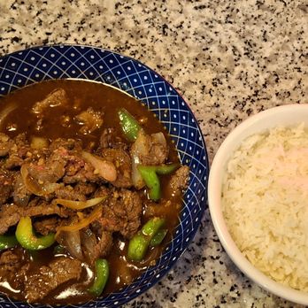 Sticky Rice - Medium spice pepper steak - Thai Near Me - Milwaukee, Wisconsin Sticky Rice - Medium spice pepper steak - Thai Near Me - Milwaukee, Wisconsin
